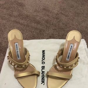 Cute new sandals with heels..neutral color!